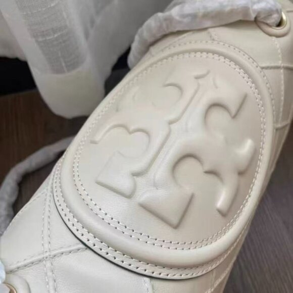 95% New TORY BURCH Fleming Shoulder Bag - Picture 3 of 8